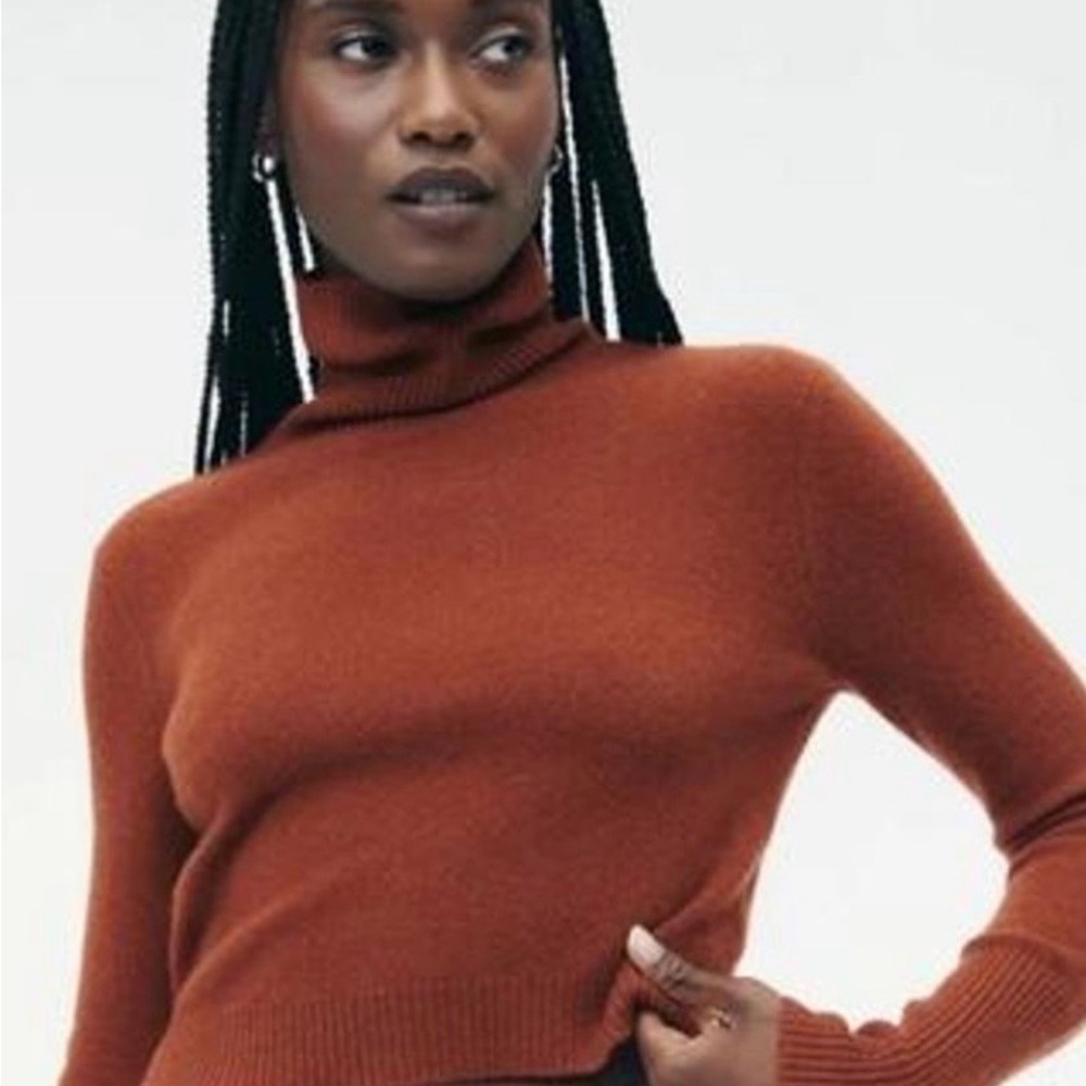 NWT Naadam 100% Cashmere Cropped Turtleneck, size S